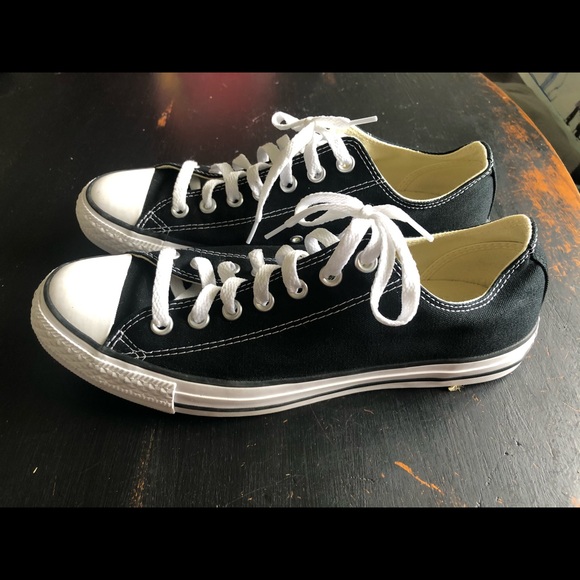 Black Converse-Worn once! - Picture 2 of 7